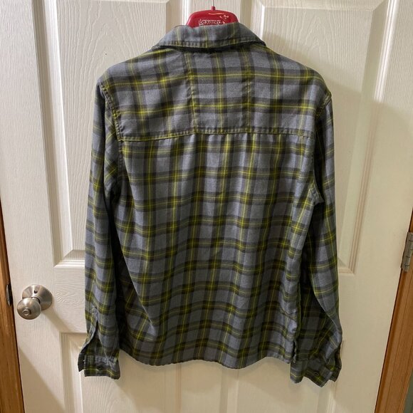 Mountain Hardwear Performance Flannel - Picture 2 of 3